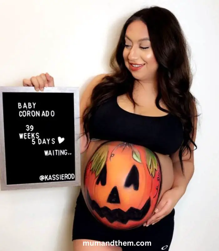 pregnancy announcement halloween costumes