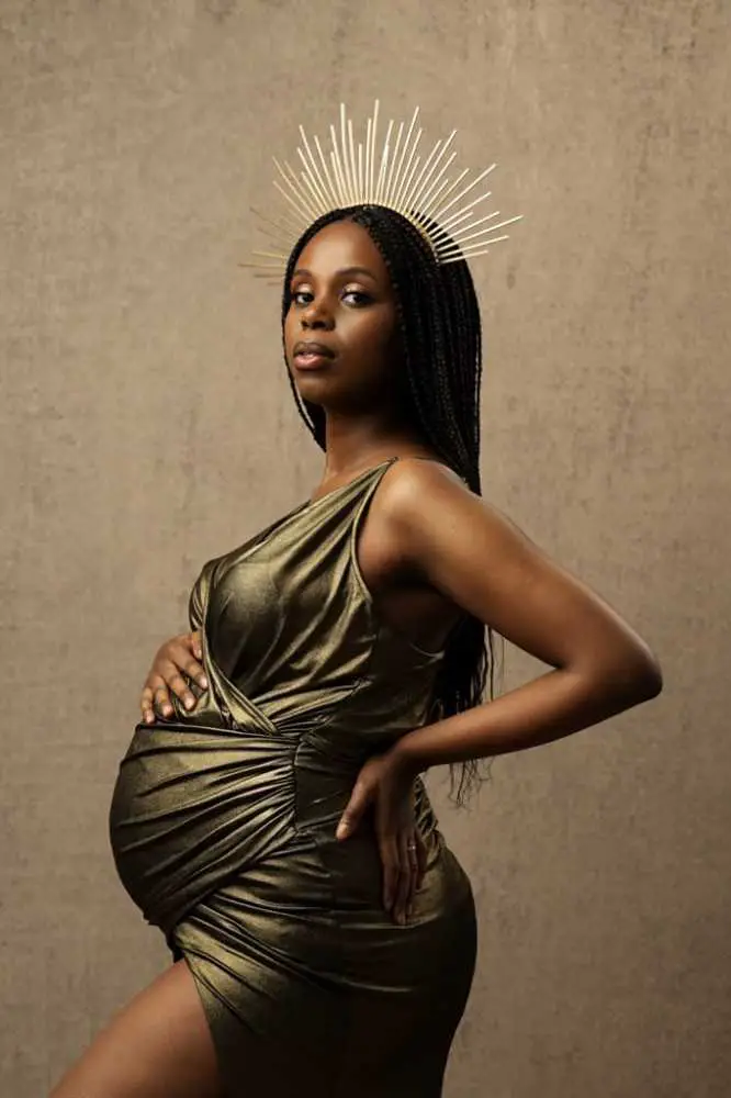 Black queen maternity