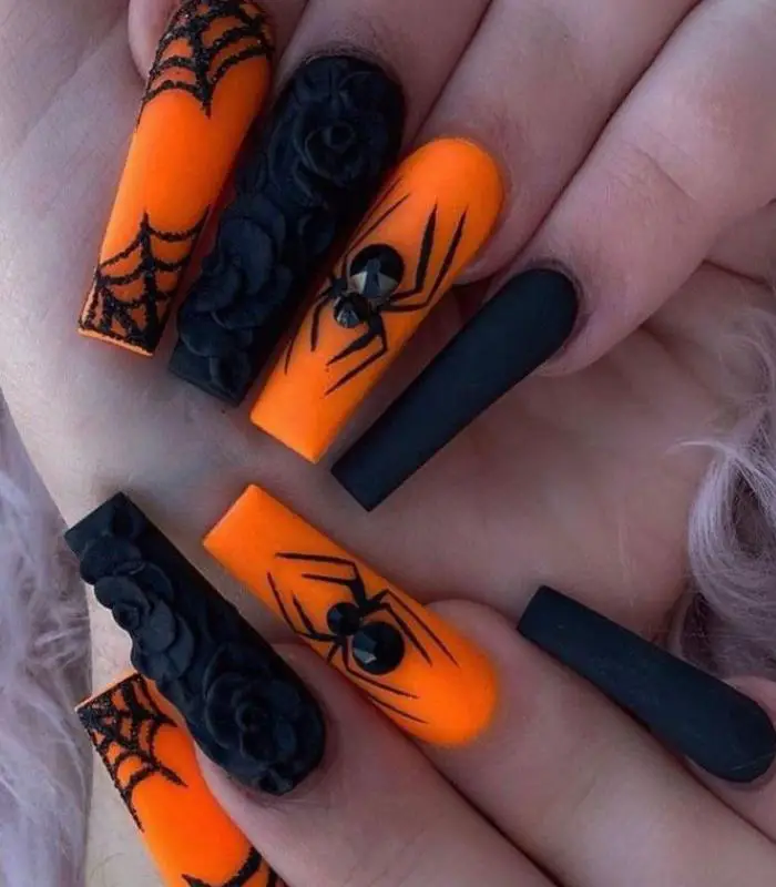 black and orange halloween nails