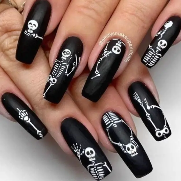 Spooky nails