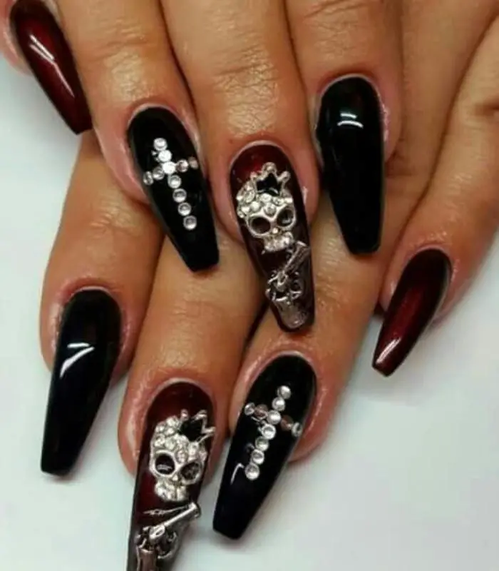 halloween horror nails